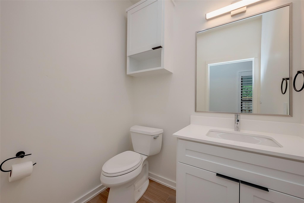 2702 Delano Street - Photo 14