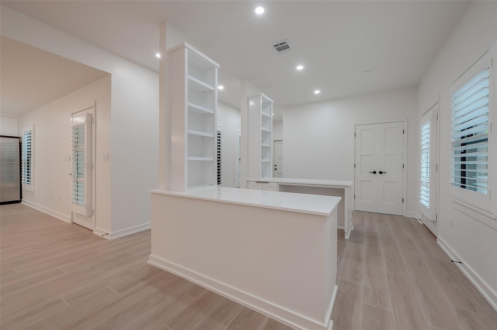 2702 Delano Street - Photo 10