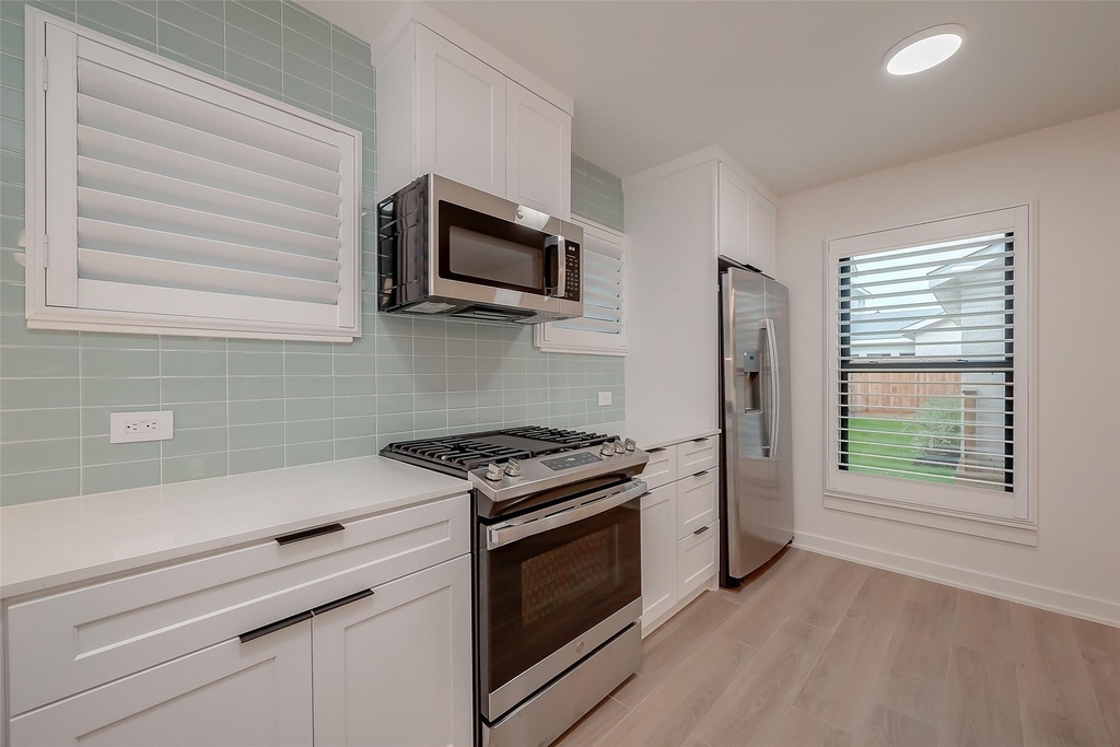 2702 Delano Street - Photo 22
