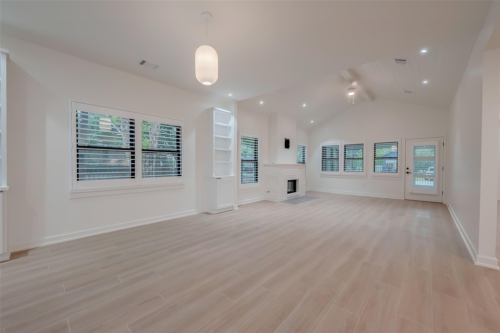 2702 Delano Street - Photo 5