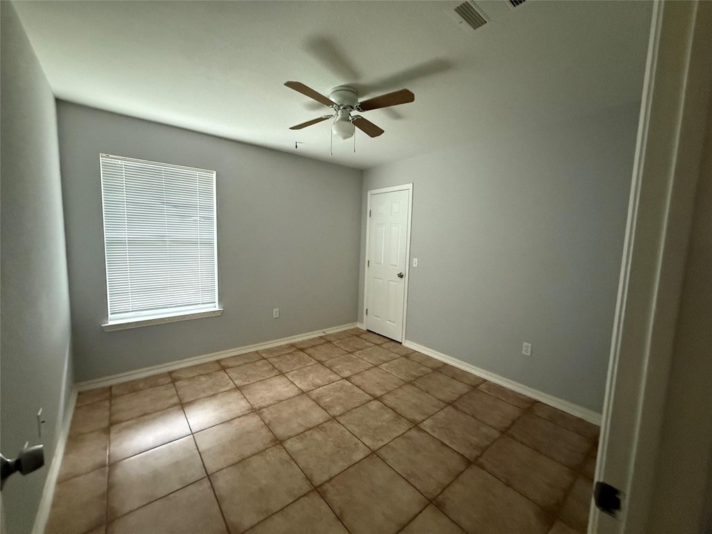 311 Kansas Street - Photo 8