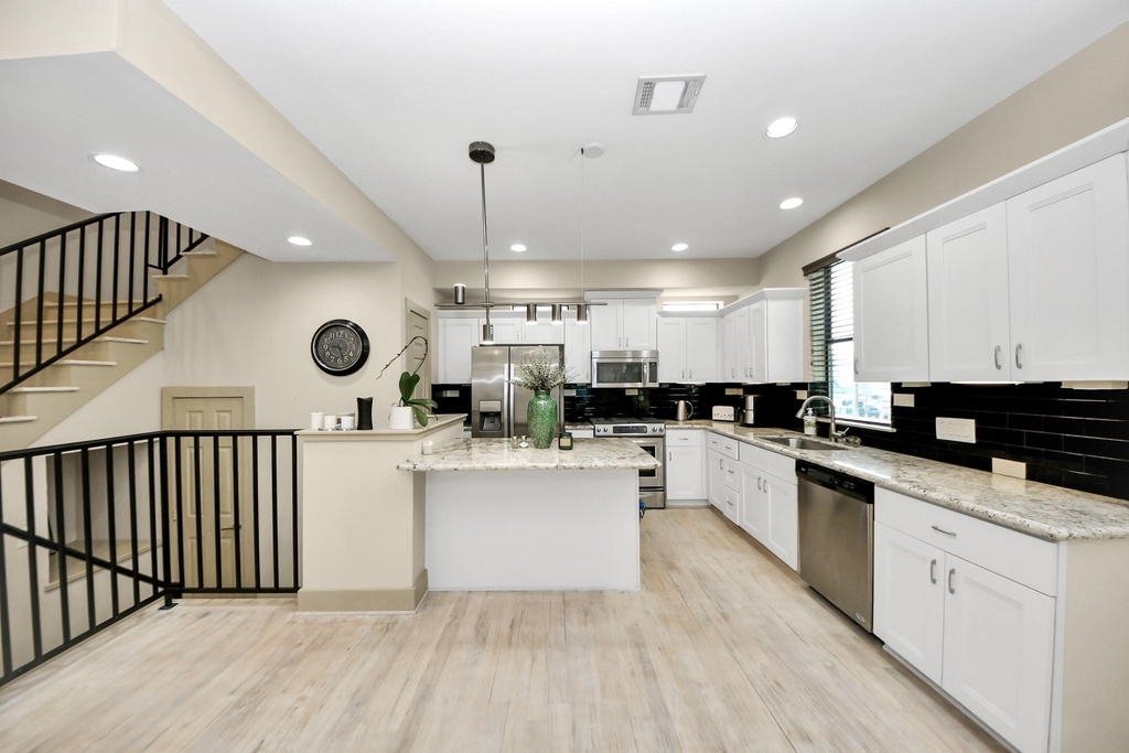 4510 Inker Street - Photo 8