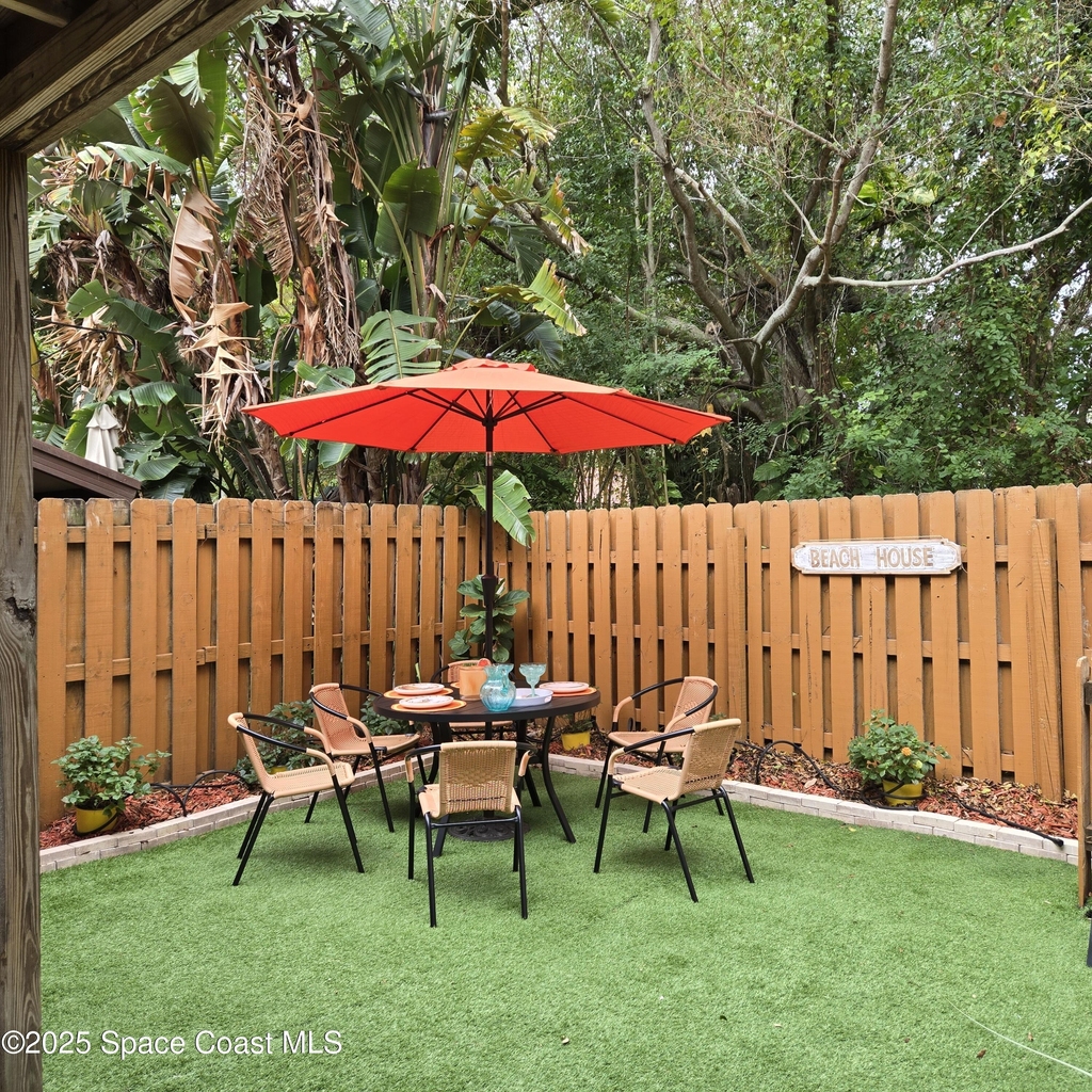 8761 Ilex Court - Photo 11
