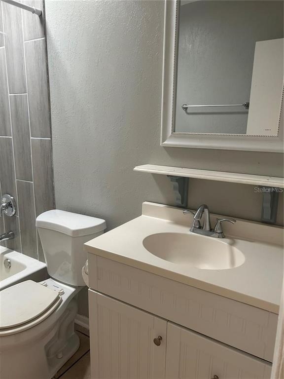 232 Beverly Boulevard - Photo 23