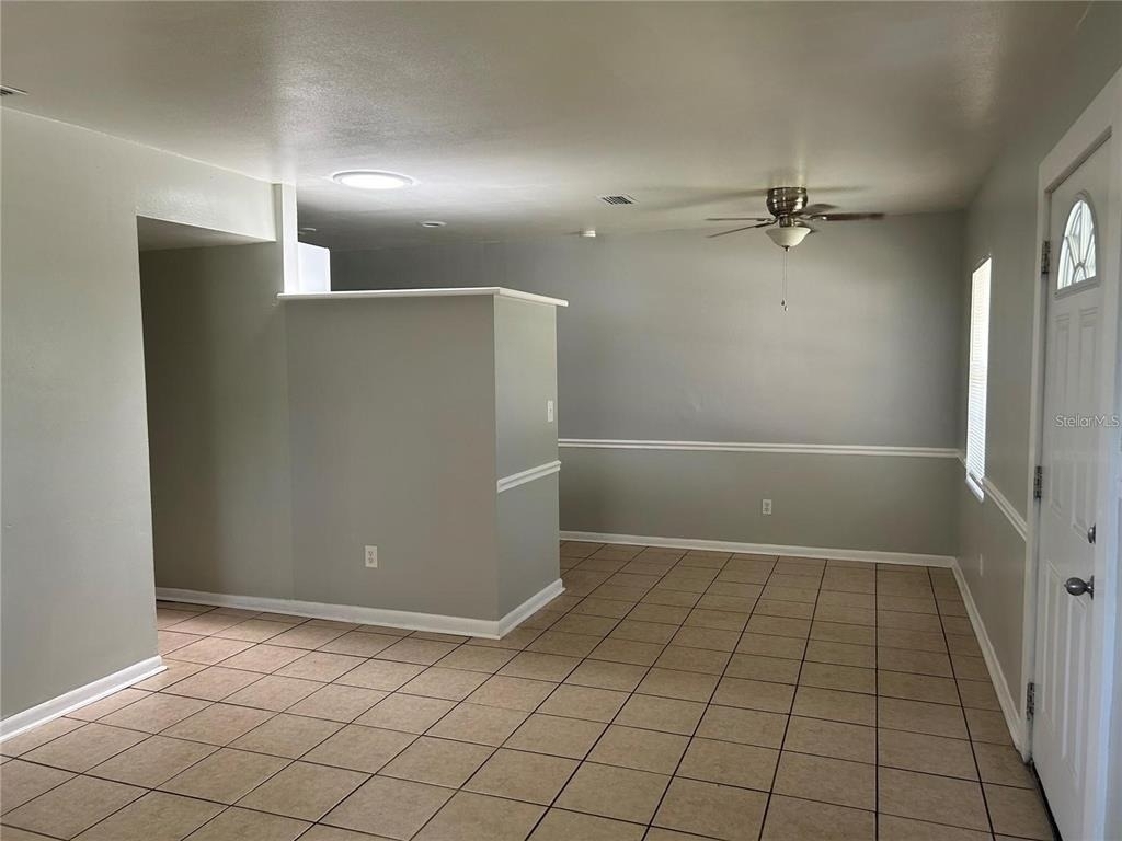 232 Beverly Boulevard - Photo 3