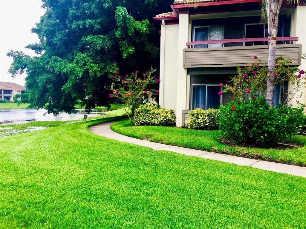 10263 Gandy Boulevard N - Photo 0