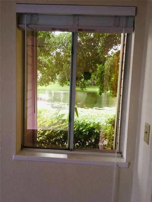 10263 Gandy Boulevard N - Photo 10