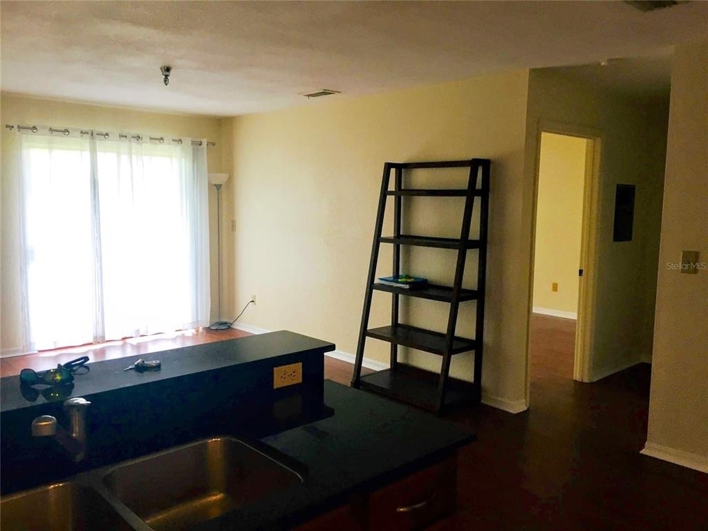 10263 Gandy Boulevard N - Photo 27