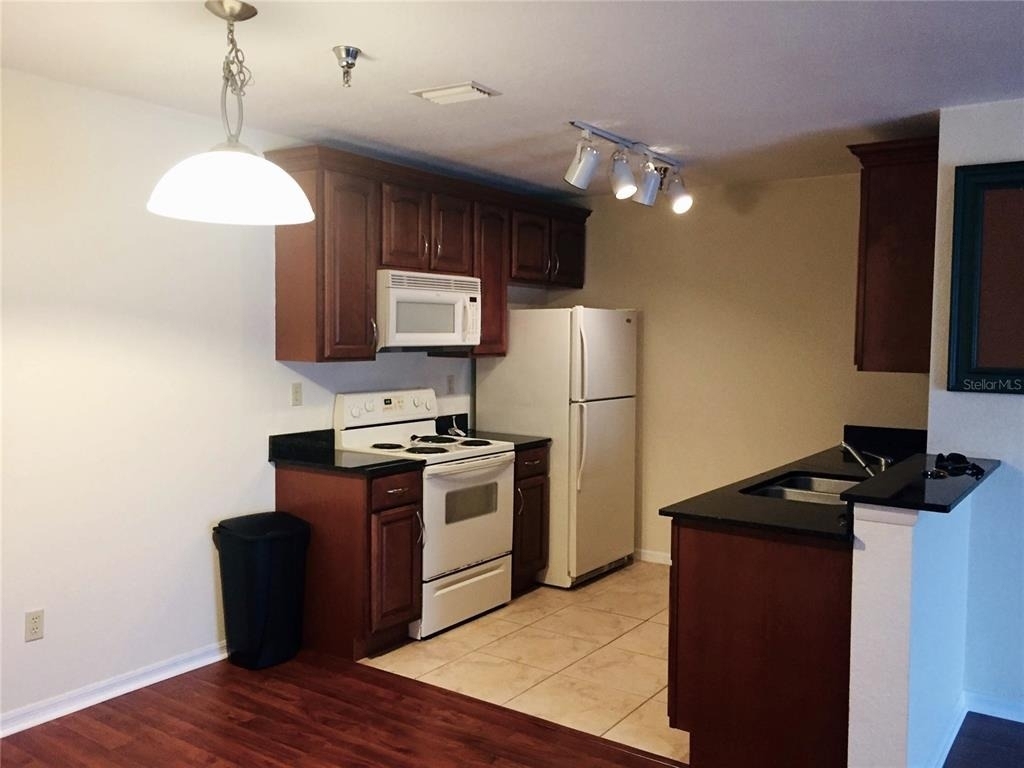 10263 Gandy Boulevard N - Photo 25