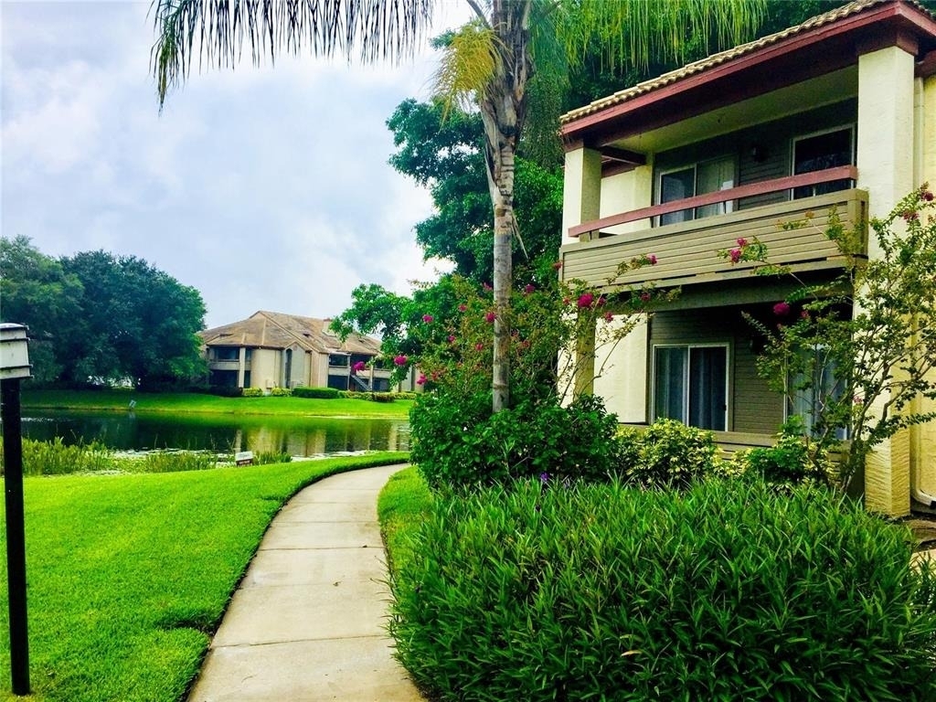 10263 Gandy Boulevard N - Photo 30