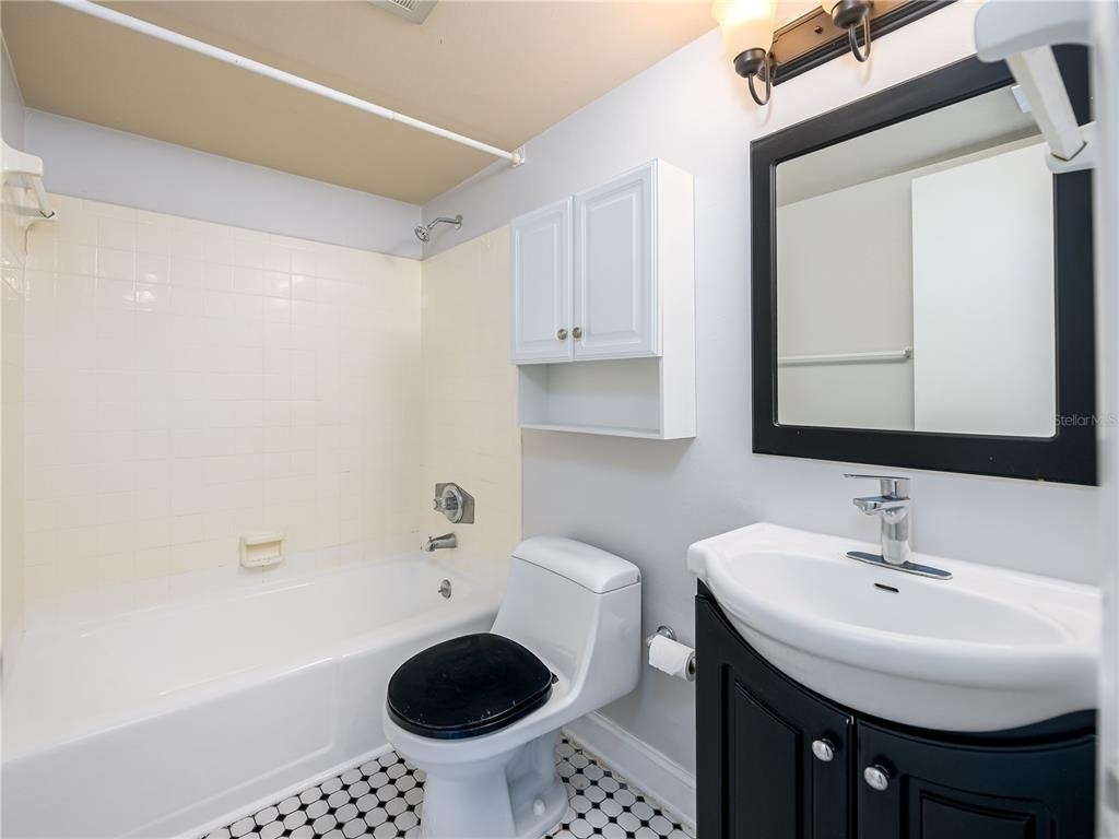 120 S Church Avenue - Photo 11