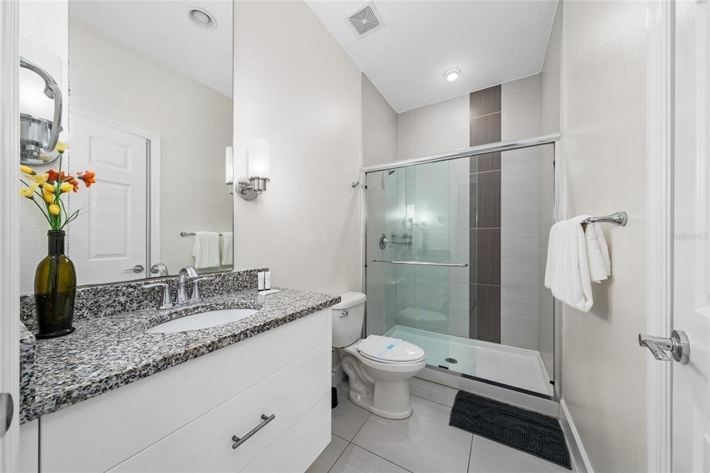 17417 Placidity Avenue - Photo 9