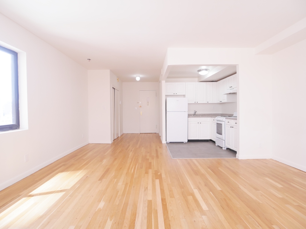 353 East 78th Street - Photo 4