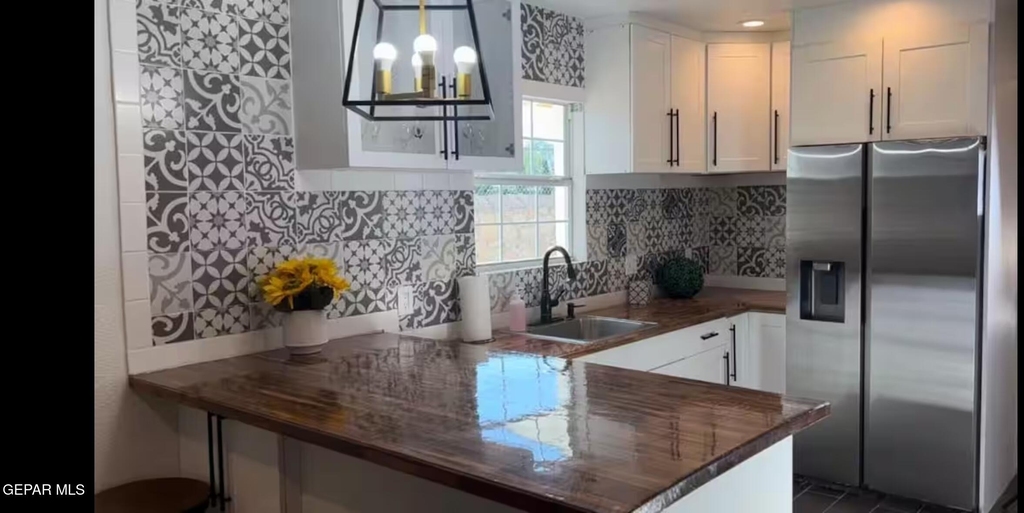 5405 Montoya - Photo 1