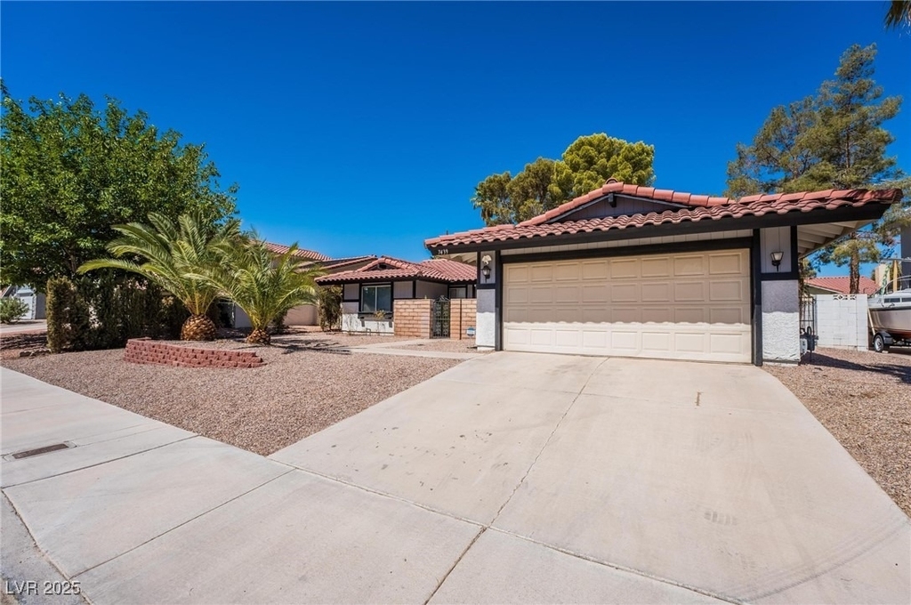 7439 Trudy Lane - Photo 2