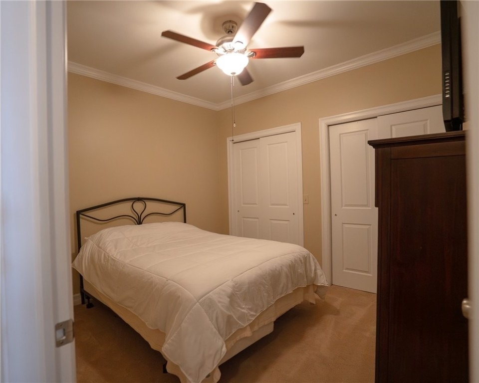 90 E Market Street - Photo 8