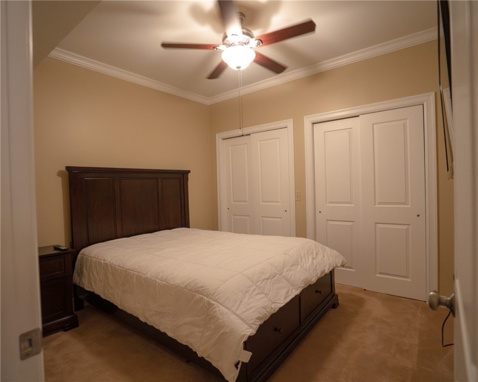 90 E Market Street - Photo 7