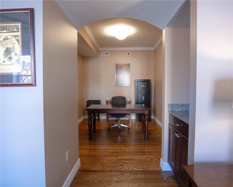 90 E Market Street - Photo 5
