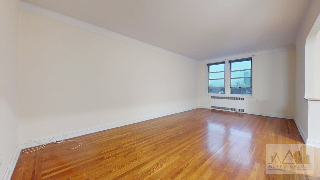 83-57 118th Street - Photo 3