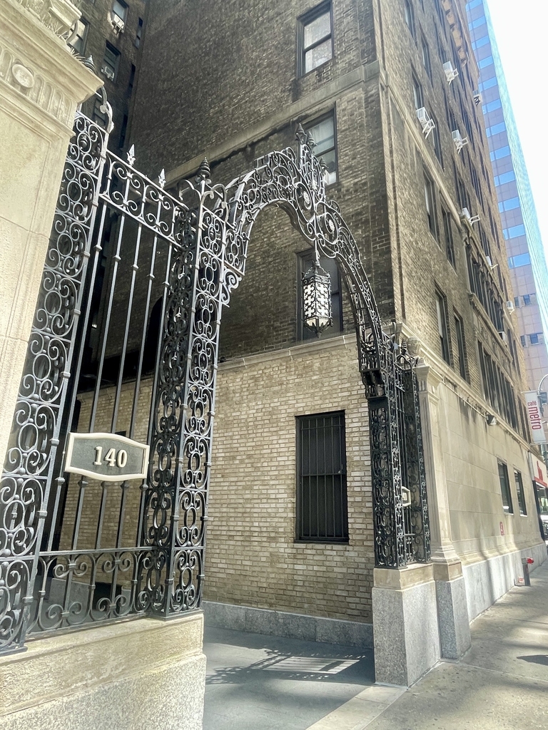 East 46th Street / Lexington - Photo 14