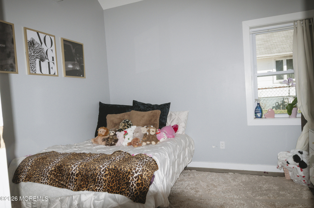 295 Roosevelt Avenue - Photo 33