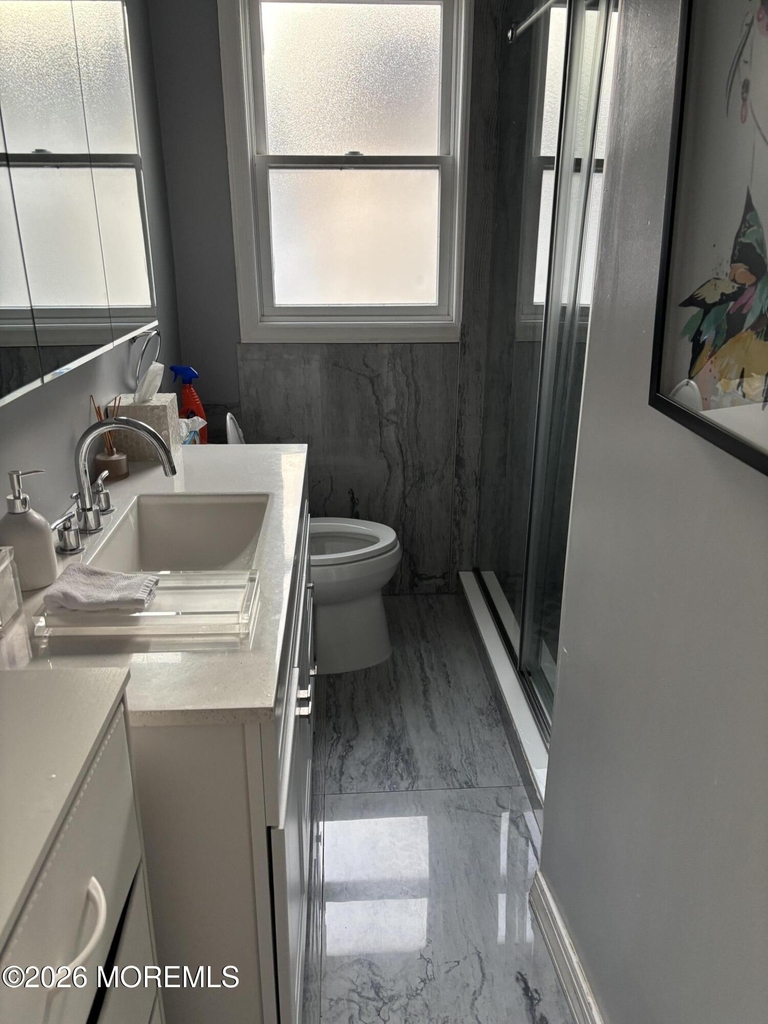 295 Roosevelt Avenue - Photo 28