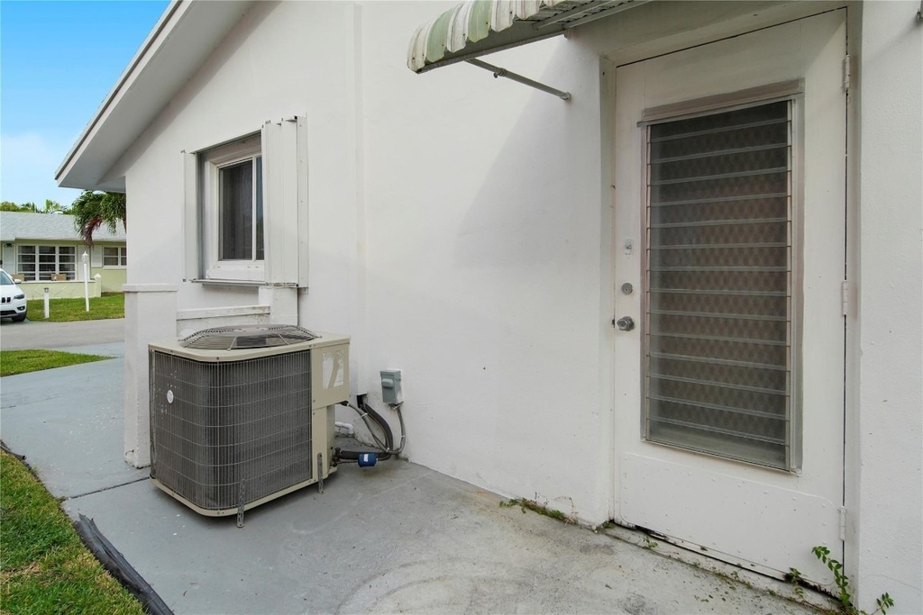 4510 Nw 49th Drive - Photo 32