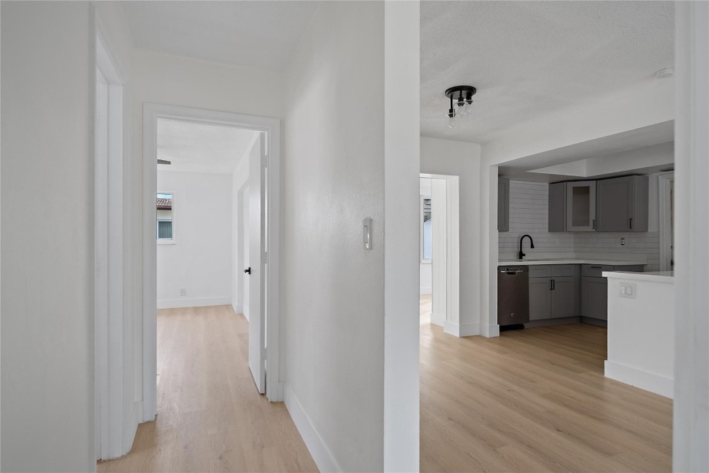 4510 Nw 49th Drive - Photo 27