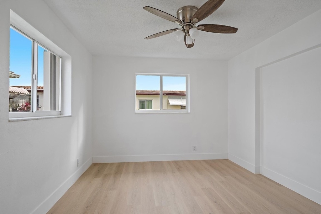 4510 Nw 49th Drive - Photo 21
