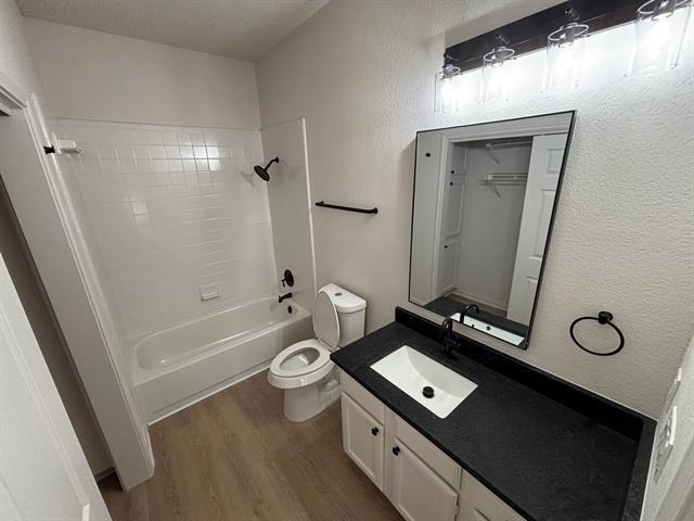 4800 W Lovers Lane - Photo 11
