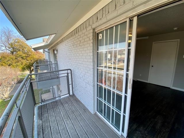 4502 Gaston Avenue - Photo 16