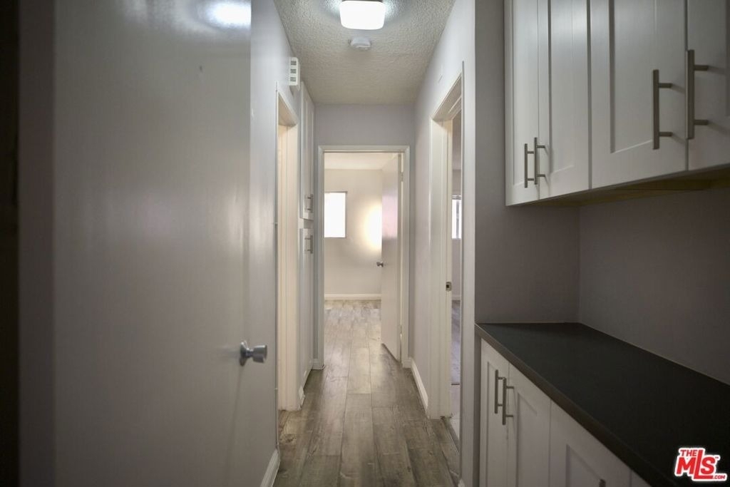 1033 6th Street - Photo 16