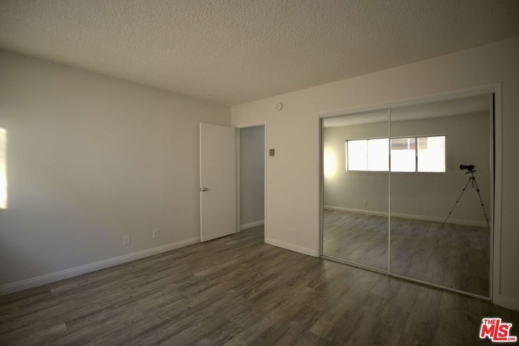 1033 6th Street - Photo 11