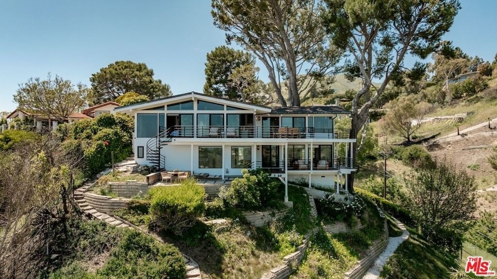 23701 Harbor Vista Drive - Photo 1
