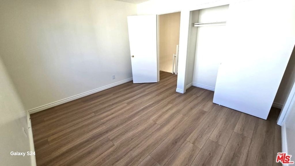 140 N Berendo Street - Photo 17