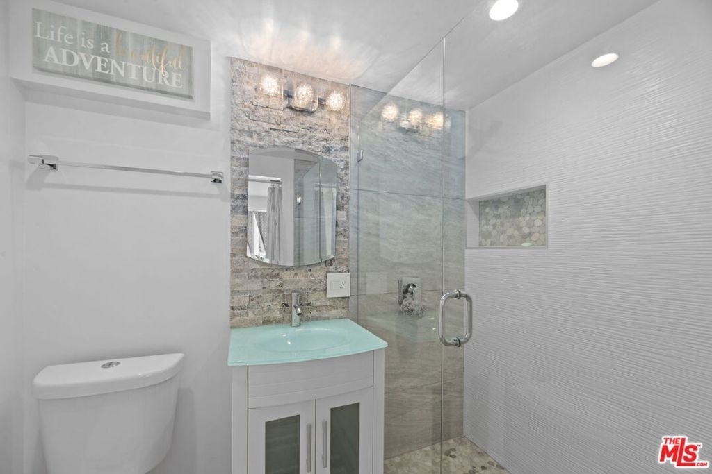 641 Walther Way - Photo 35