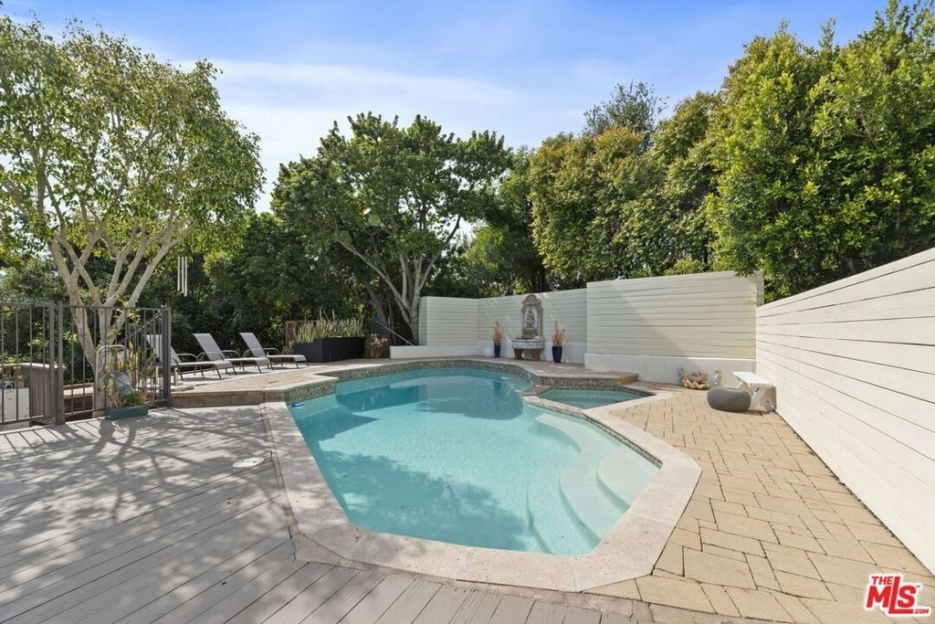 641 Walther Way - Photo 38