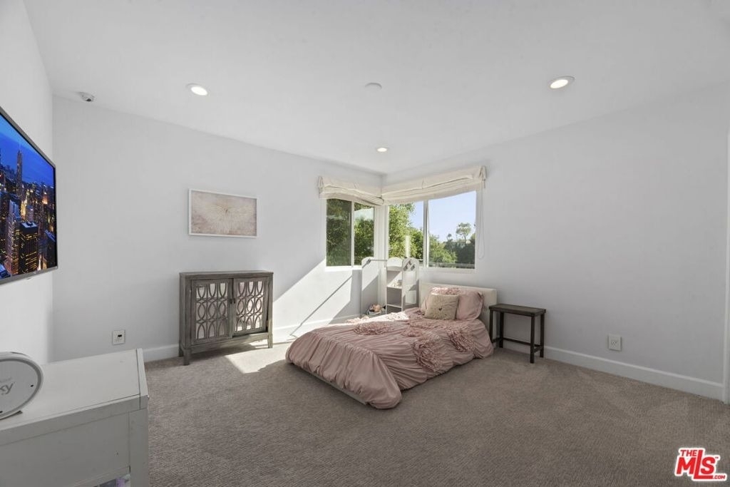641 Walther Way - Photo 31