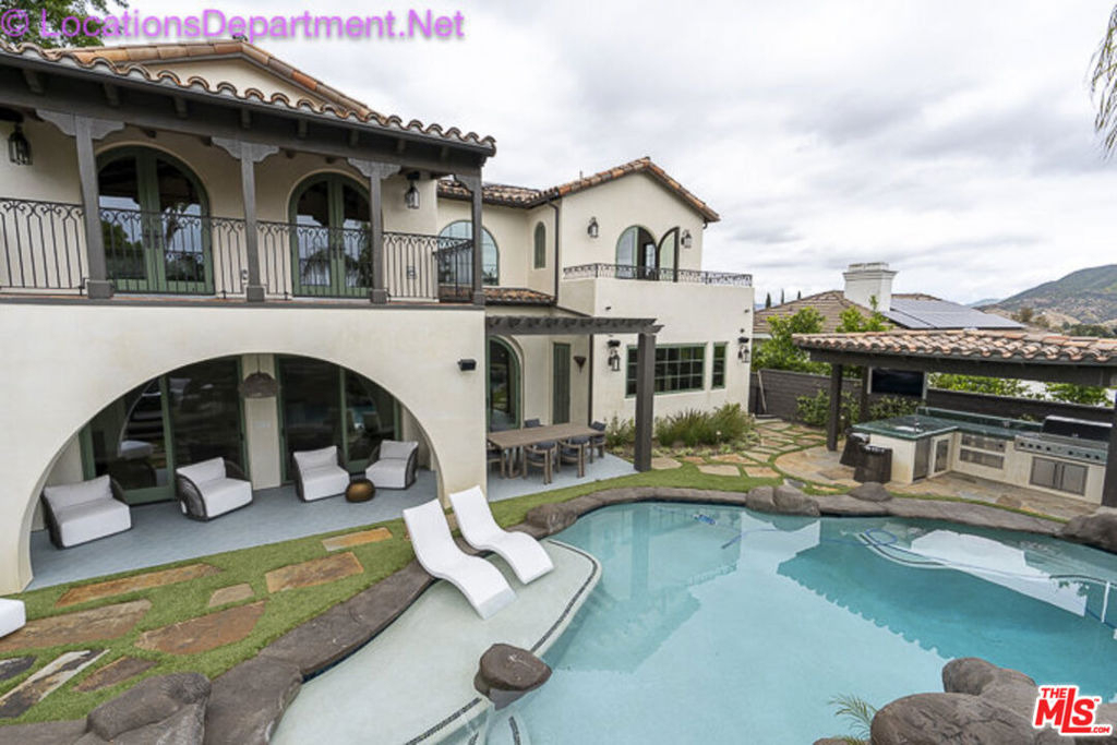 5861 Ridgebrook Drive - Photo 1