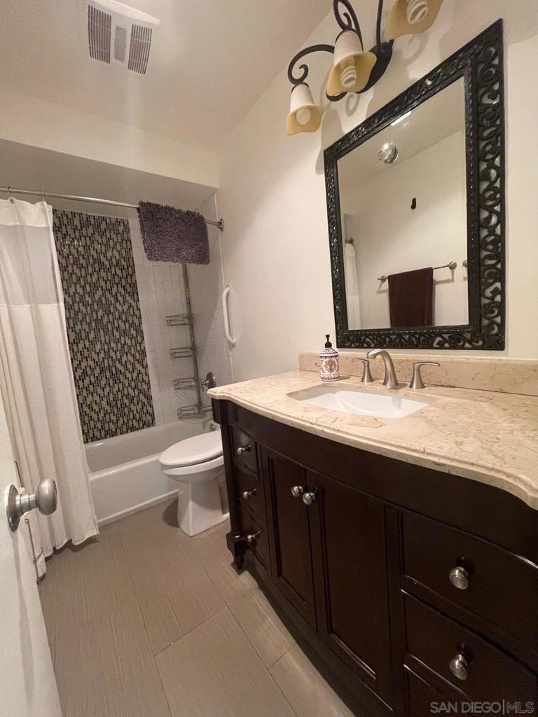 2510 Torrey Pines Rd - Photo 8