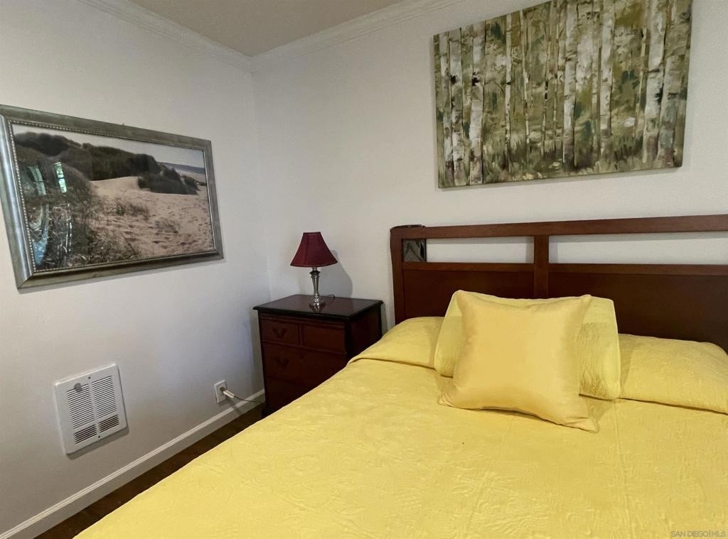 2510 Torrey Pines Rd - Photo 12