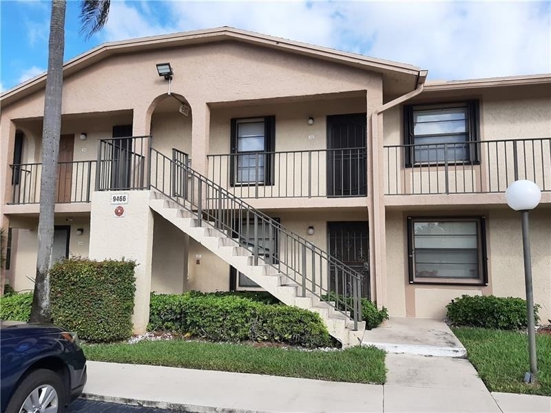 9466 Boca Cove Circle - Photo 0