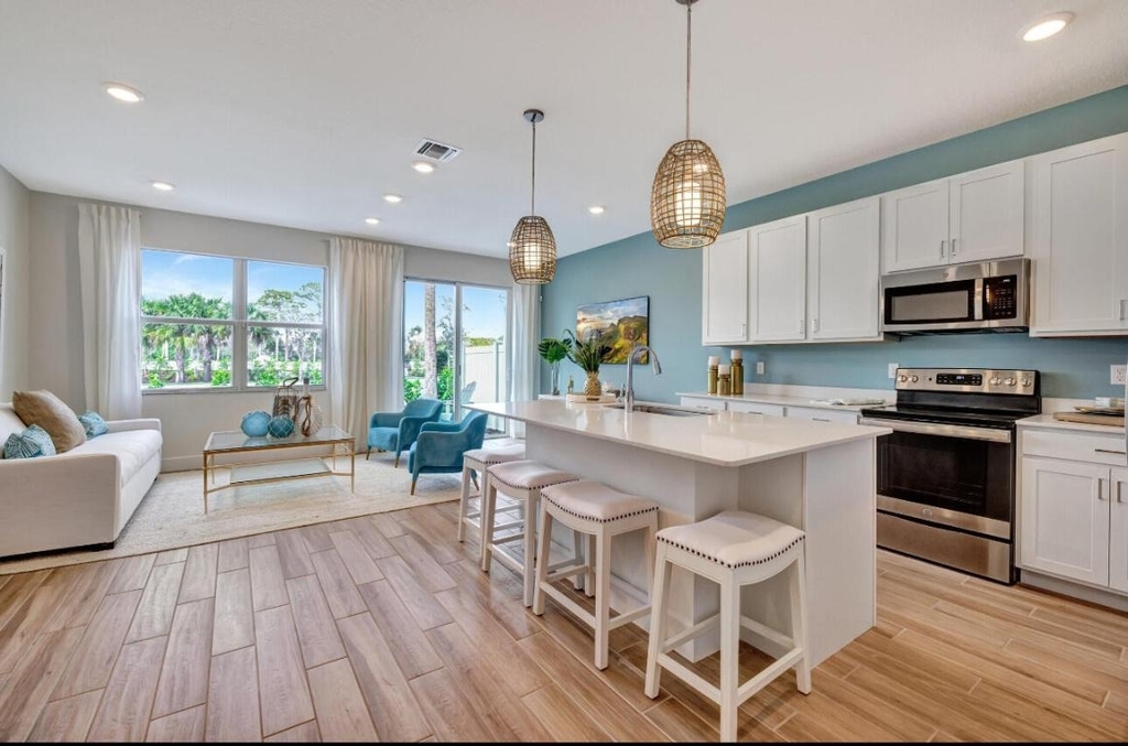 608 Waters Edge Lane - Photo 3