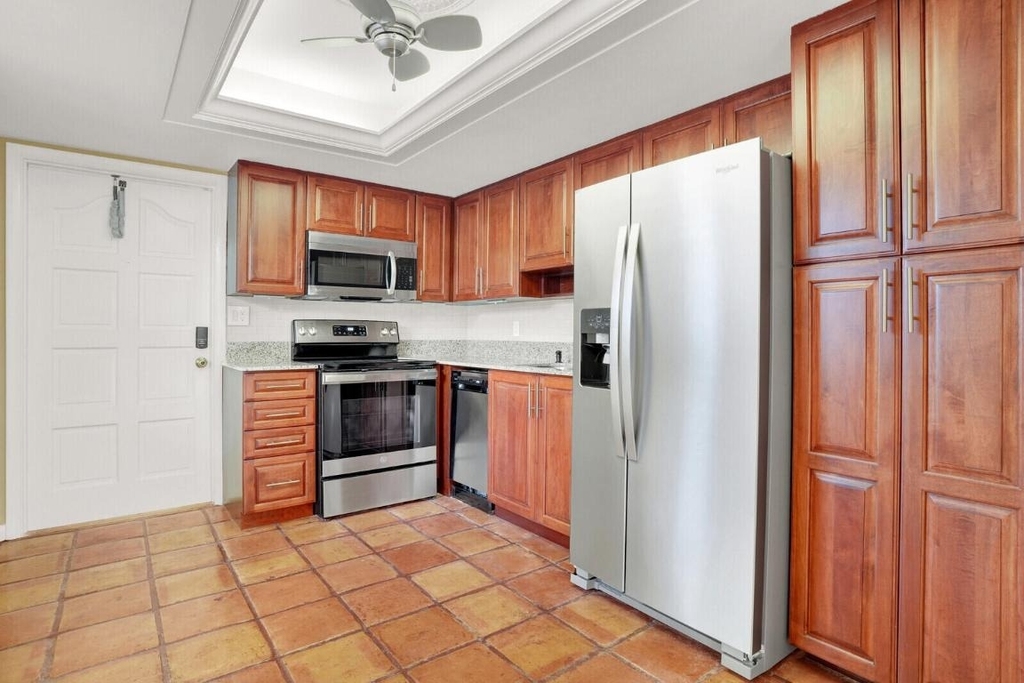 300 Inlet Way - Photo 10