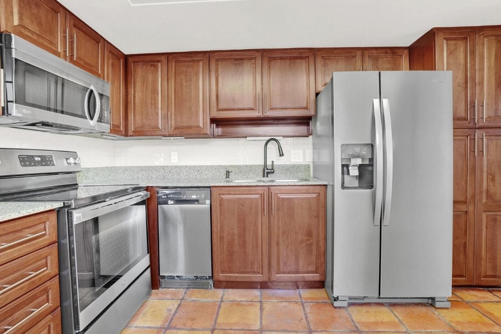 300 Inlet Way - Photo 12