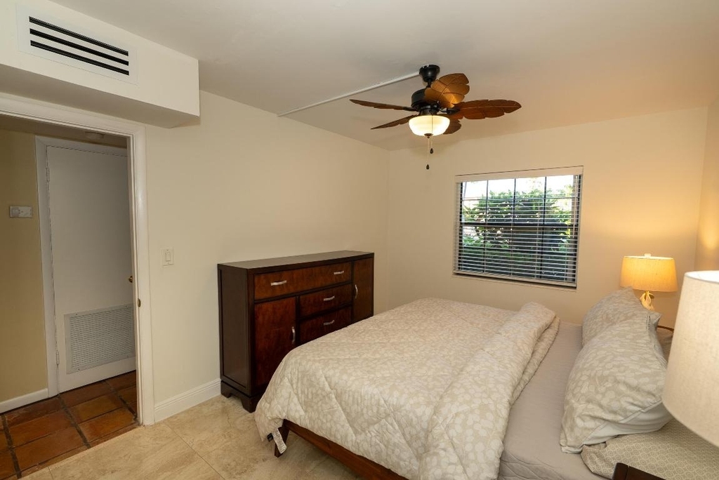 300 Inlet Way - Photo 2