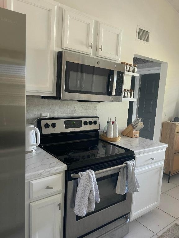 9878 Nob Hill Court - Photo 3