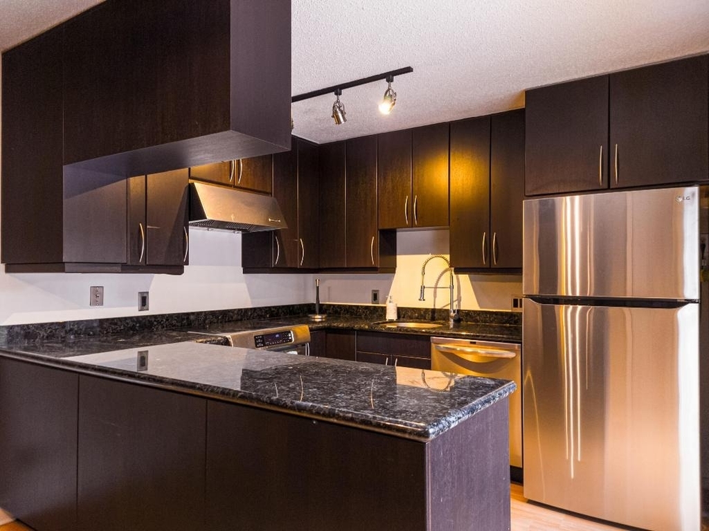 3118 Spanish Wells Drive - Photo 2