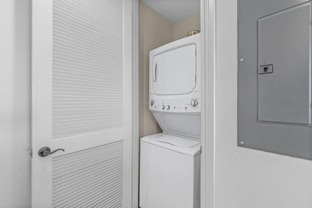 200 Ne 2nd Avenue - Photo 17