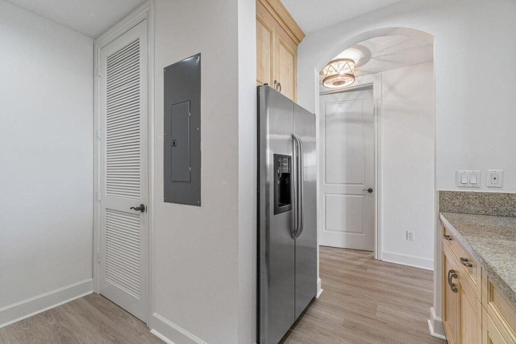 200 Ne 2nd Avenue - Photo 9